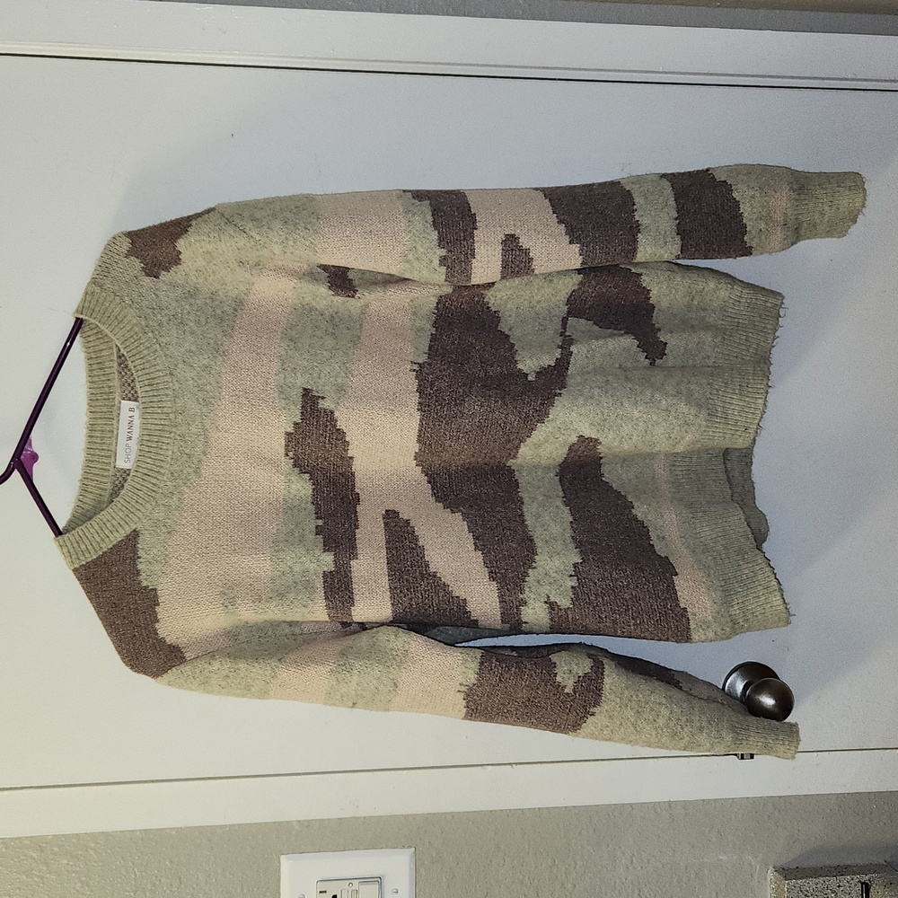 Shop Wanna B. Size L Camo